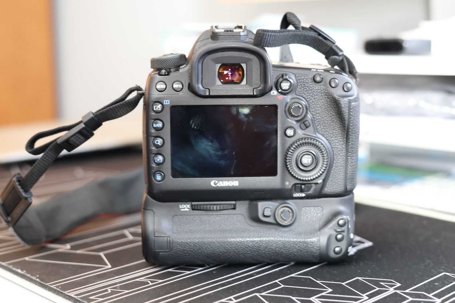 Canon 5D MarkIV.