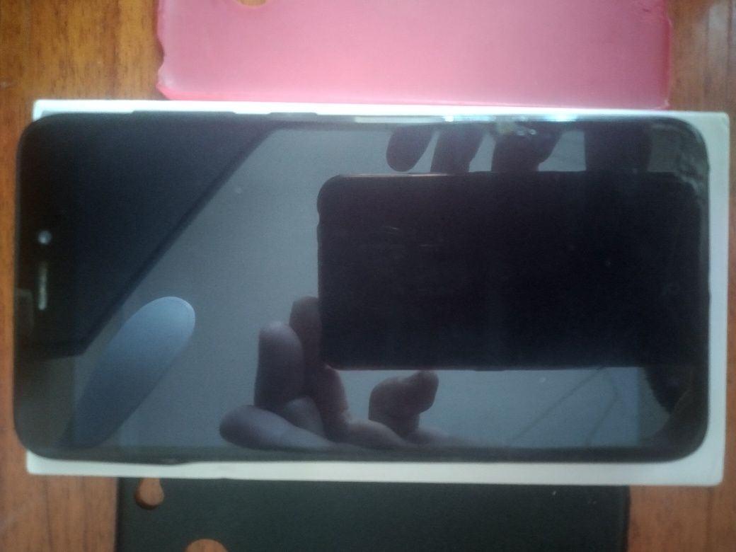Телефон Redmi 4x 3/32