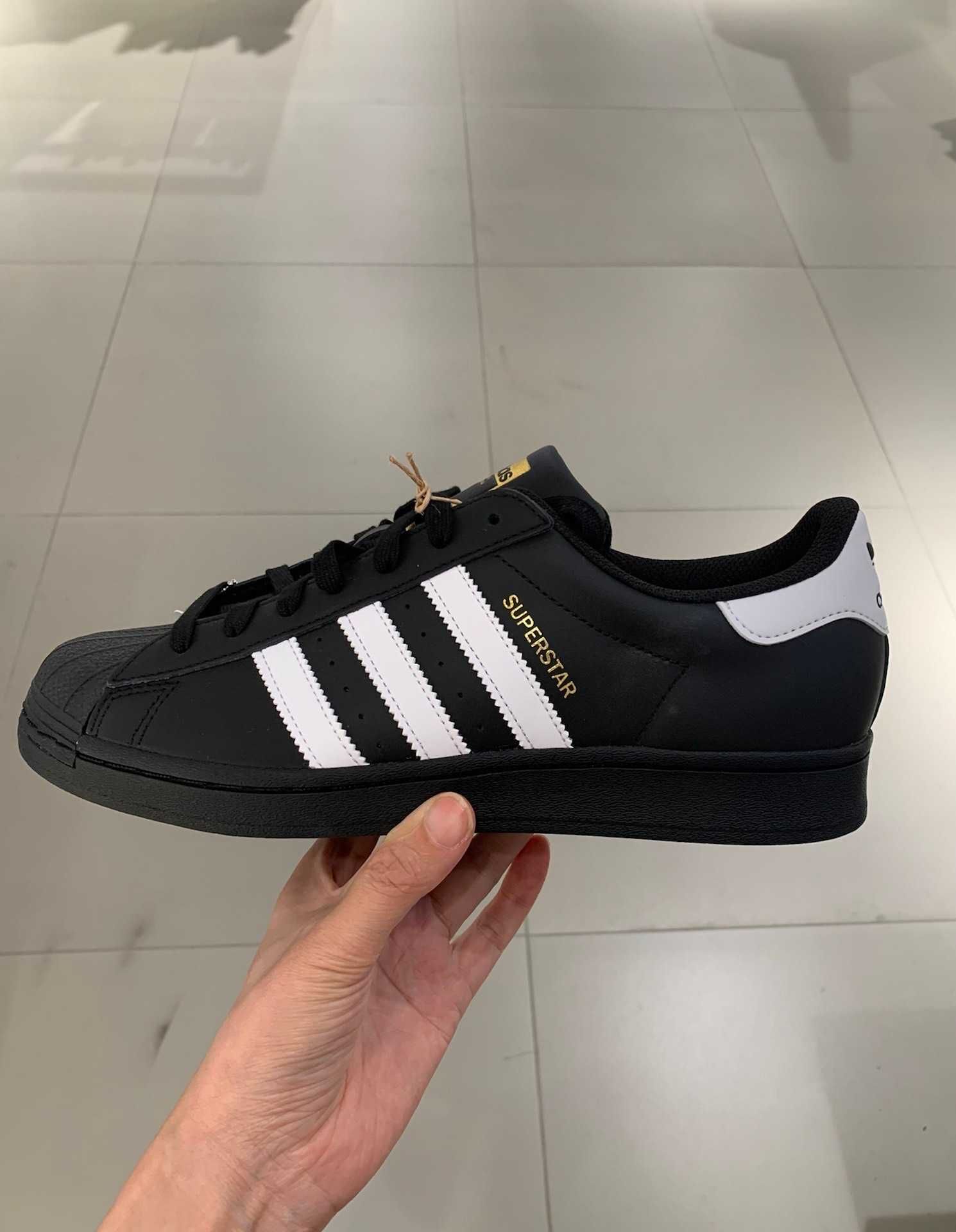 Black Gold\Superstar\adidas\nowy UnisexTrampki.38