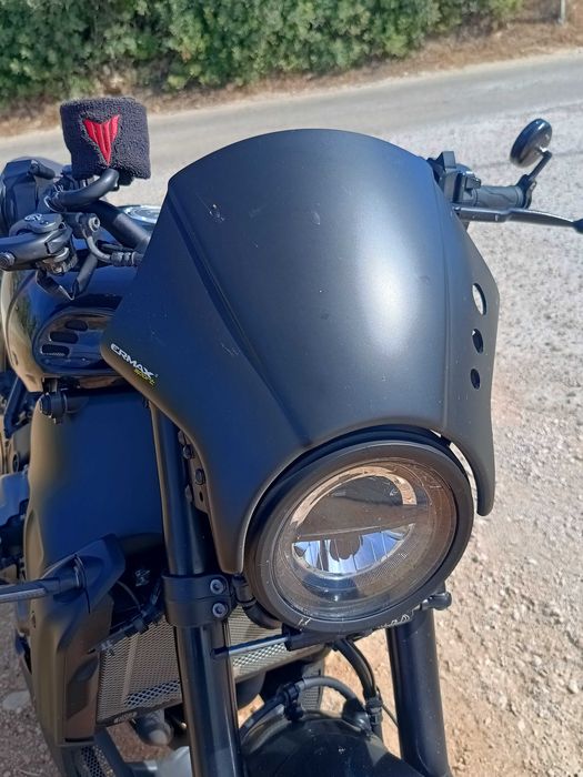 Yamaha XSR 900 midnight black