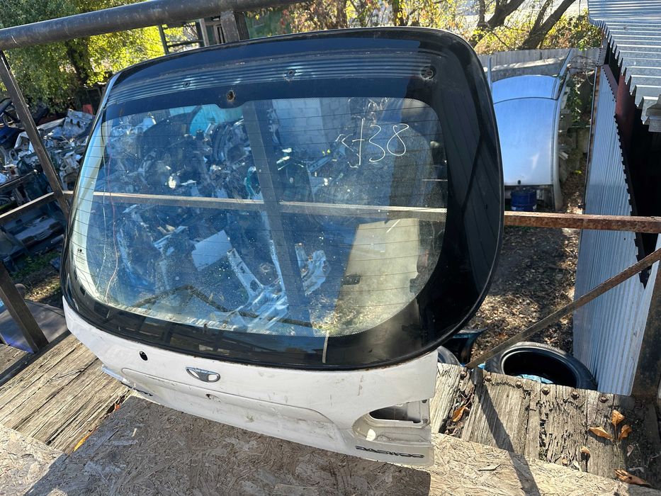 Крышка багажника Стекло под спойлер Daewoo lanos Sens хетчбек