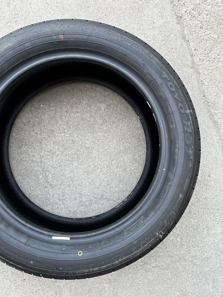 4 jak nowe opony Toyo R37 225/55/18