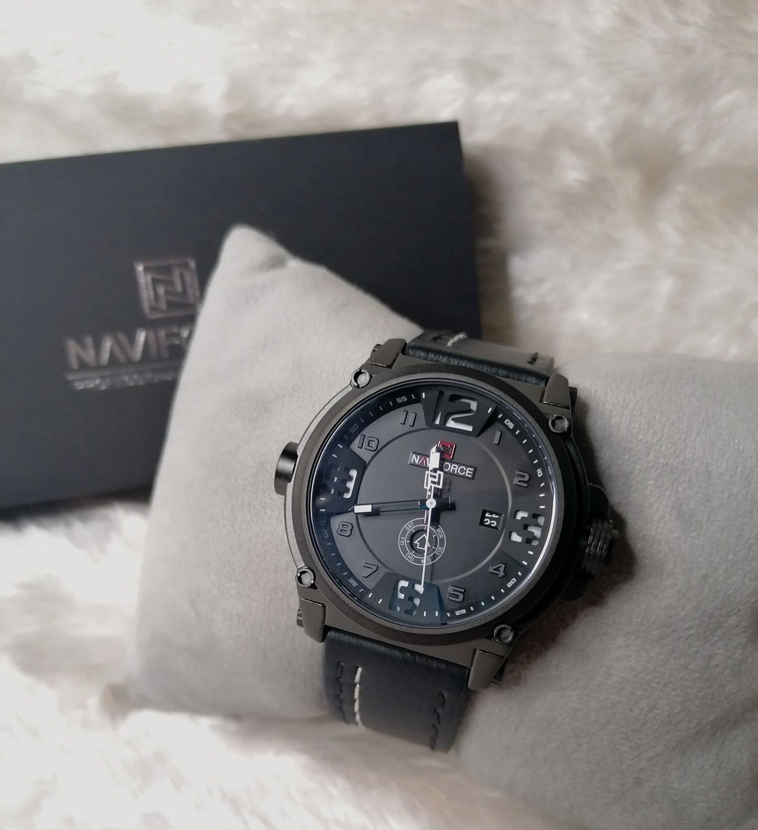 Nowy zegarek Naviforce NF9099 pudełko, gwarancja, ściereczka