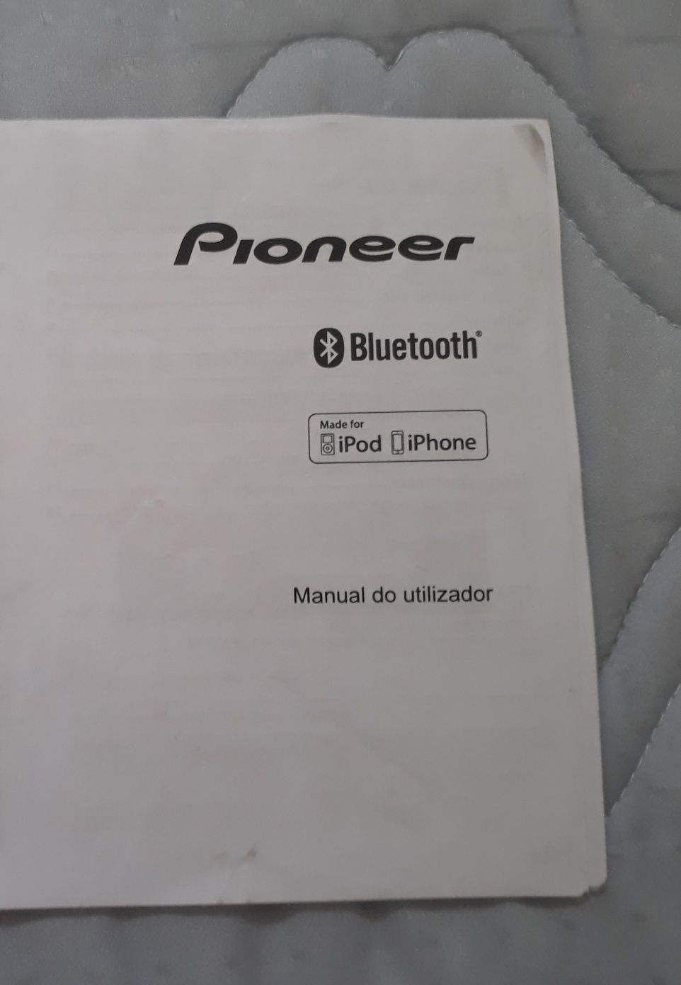 Autorádio Pioneer + 5 colunas Focal