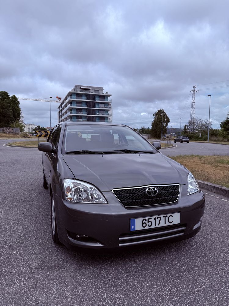 Toyota Corolla 1.4 VVT-i – 2002 – 97cv – Sensores Estacionamento