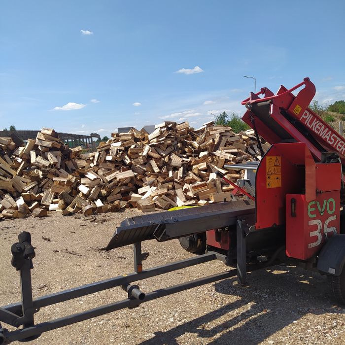 Cięcie i łupanie drewna, wycinka drzew,pracę ogrodnicze ,traktorek,