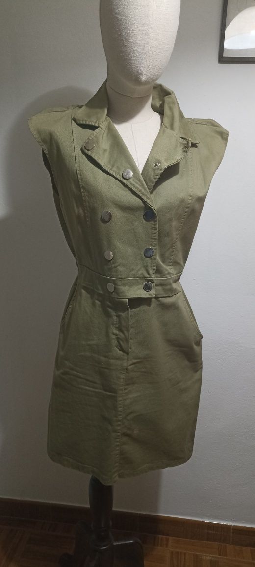 Roupa usada, em óptimo estado