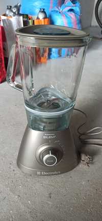 Nowy Blender Electrolux