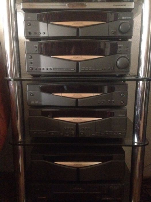 Продам музыкальную стойку KENWOOD / КЕНВУД