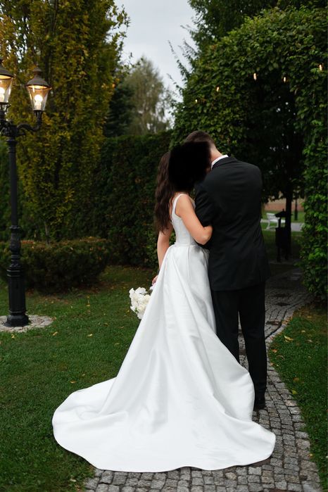 Gładka suknia ślubna Anne-Mariee model Verona