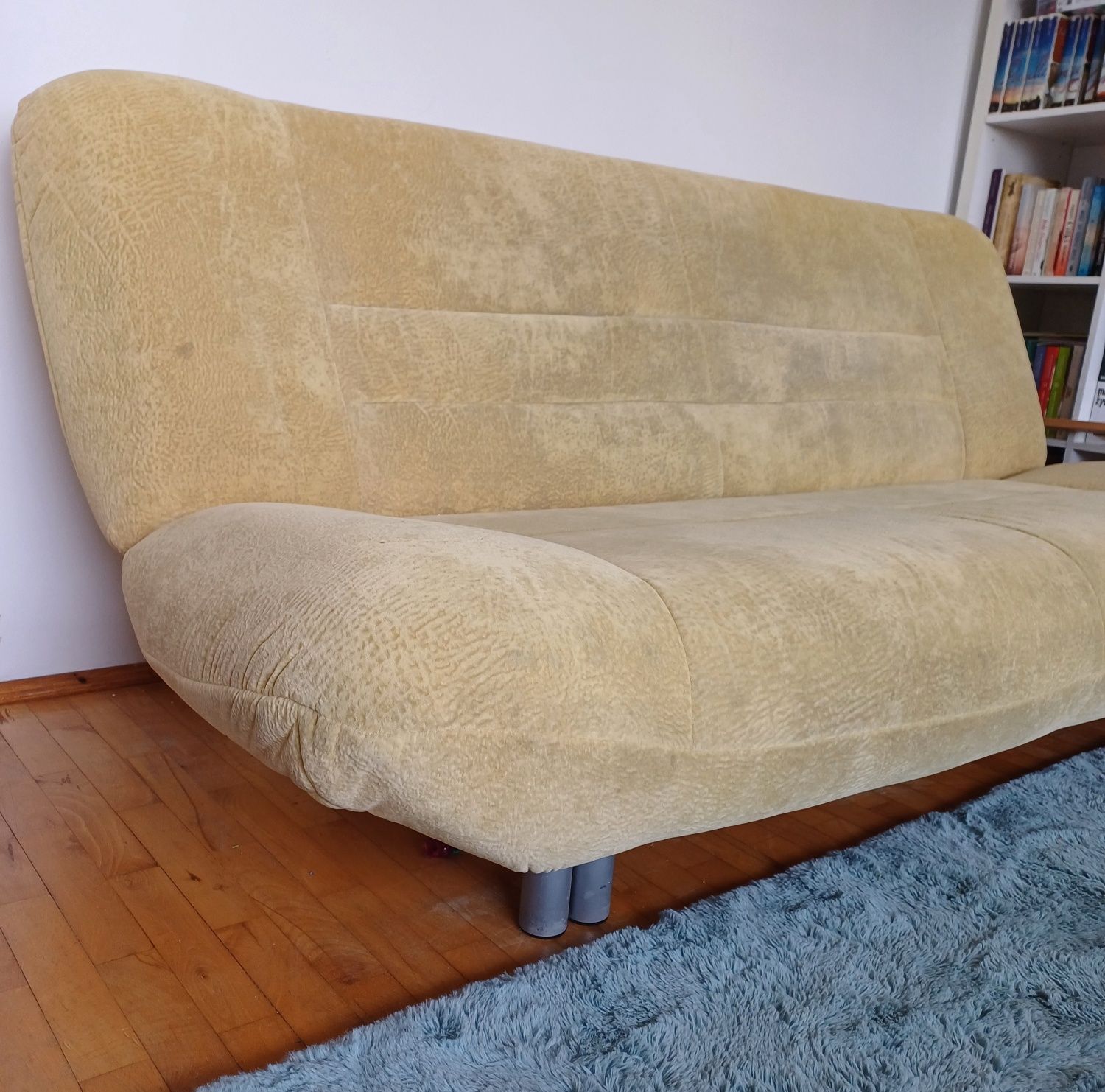 Oddam łóżko i 2 fotele