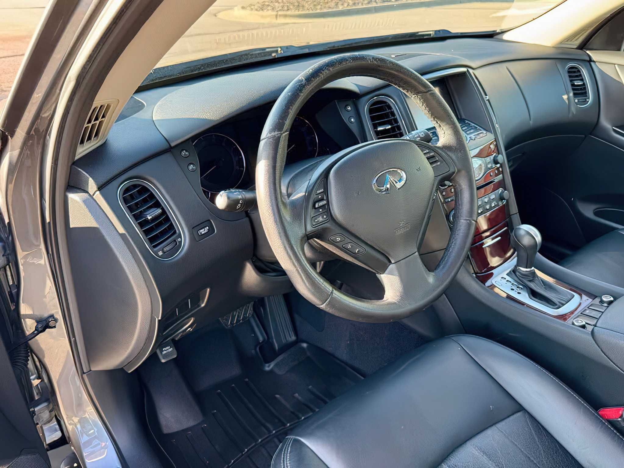 Infiniti QX50  2016