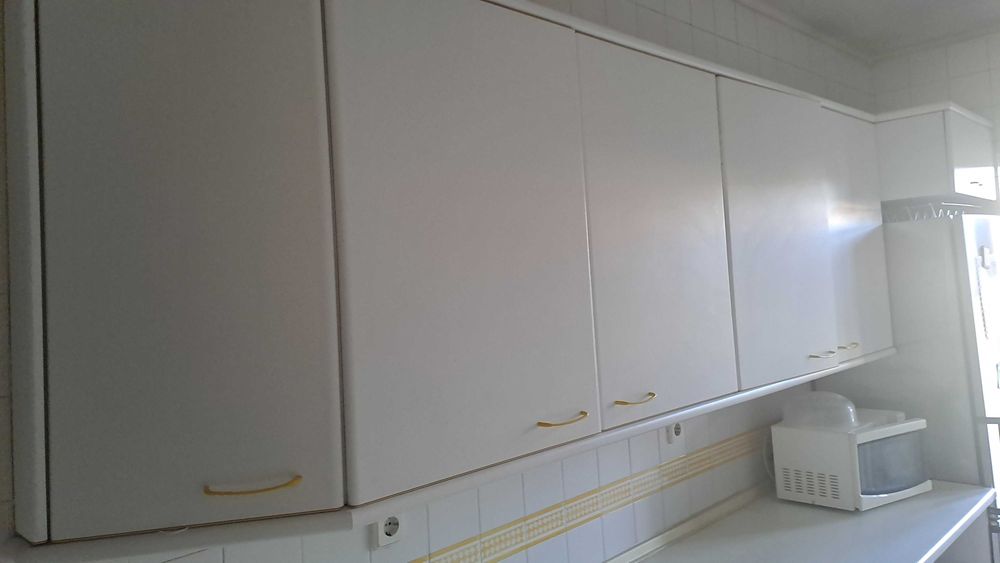 Cozinha Completa Branca — Oferta Imperdível por 600 €!