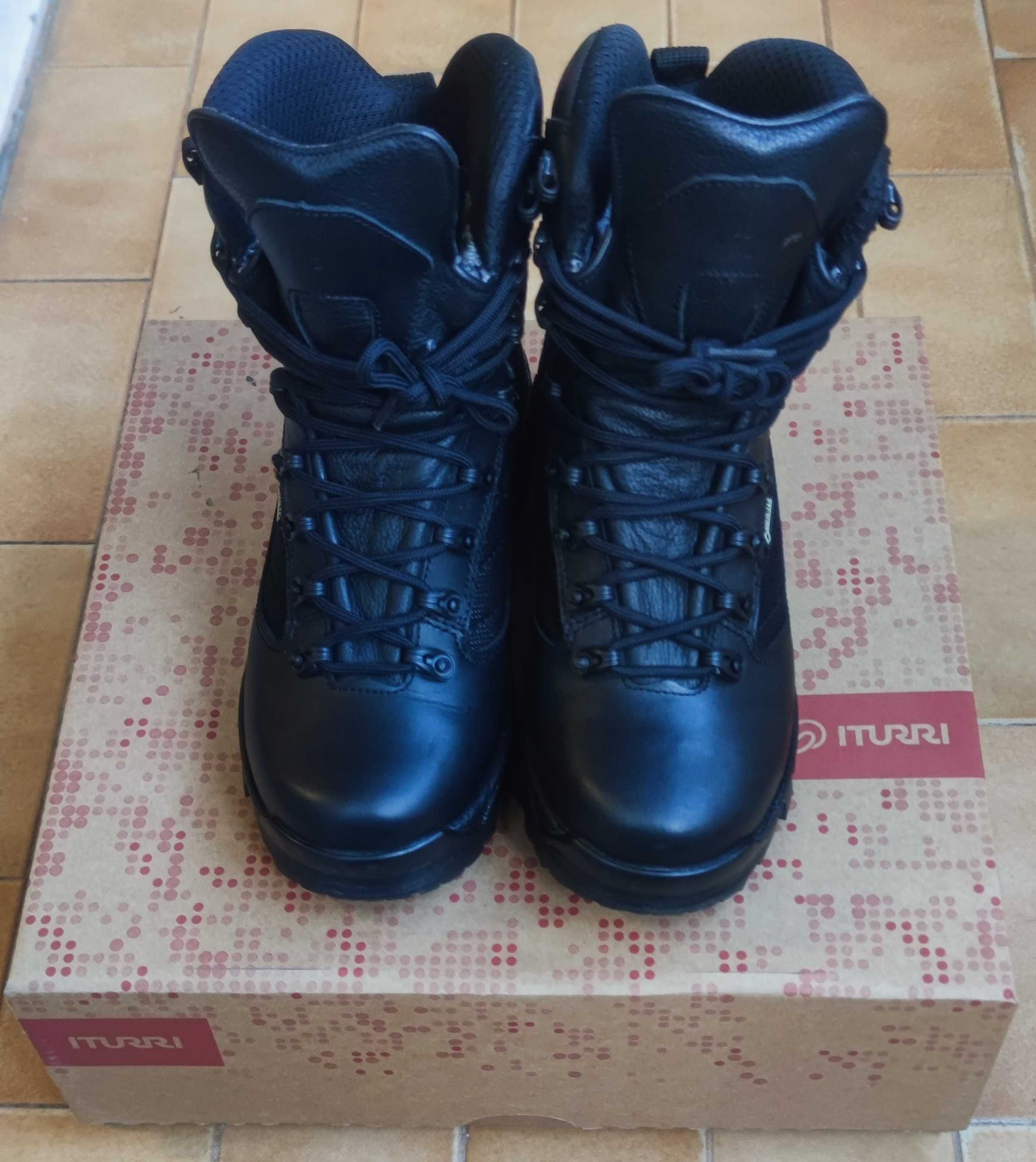 Botas tácticas militares Iturri - Gore Tex - Tamanho 39