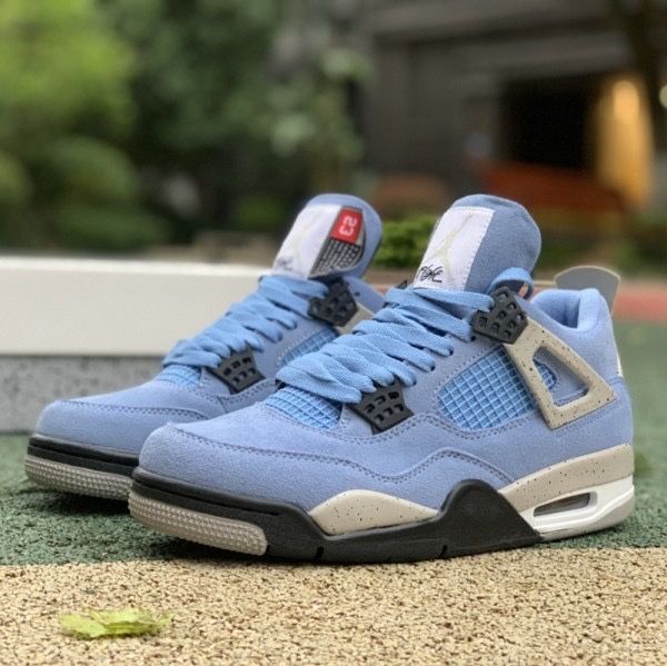 Кроссовки Nike Air Jordan 4 Retro University Blue Джорданы голубые AJ4