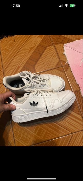 Adidas originals, como novas usadas 2 vezes!