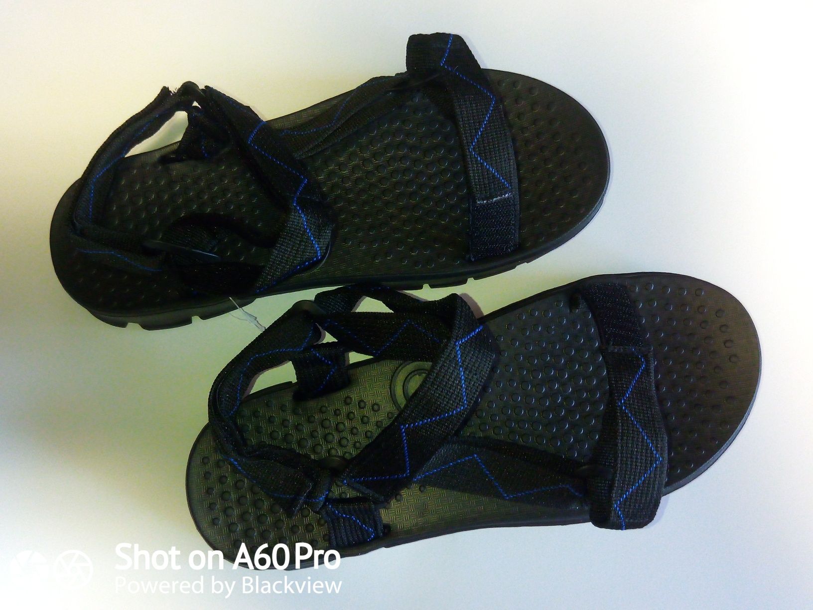 Продам  сандалі 40-45 чоловічі чорного та синього кольору