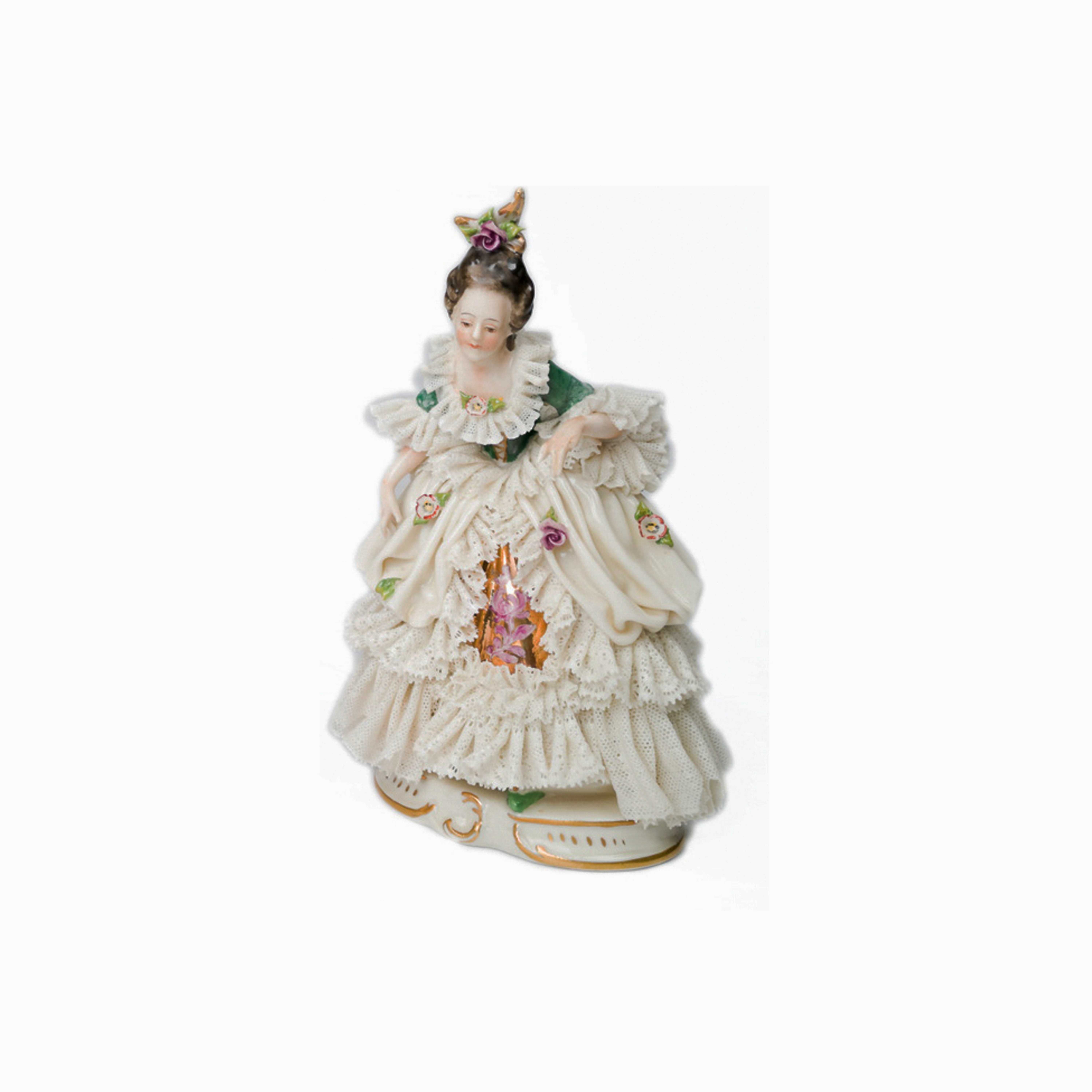 Estátua porcelana senhora Barroco | Capodimonte