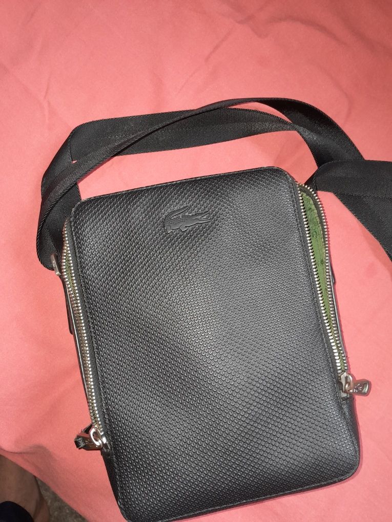 Bolsa da Lacoste