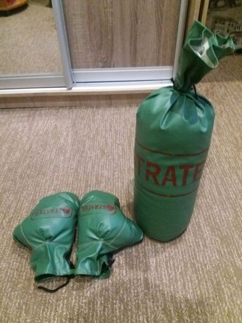 Боксерская груша STRATEG + перчатки