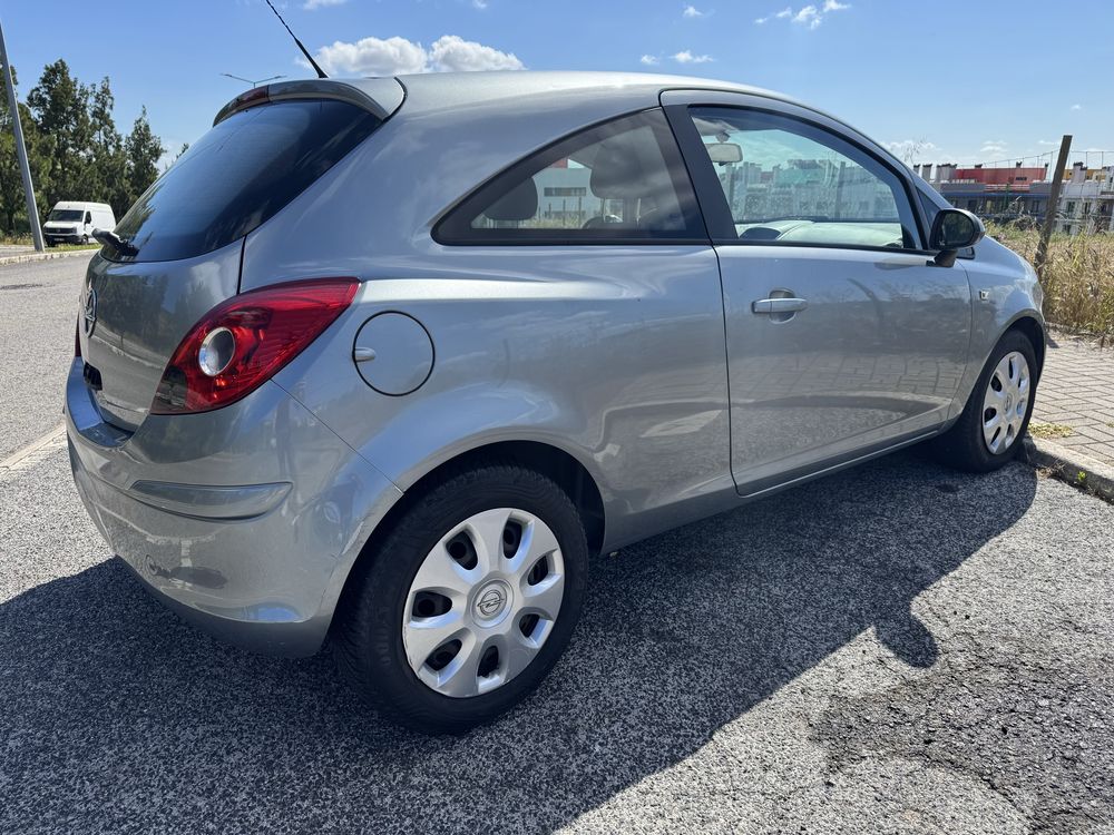 Opel corsa 1.2 Enjoy