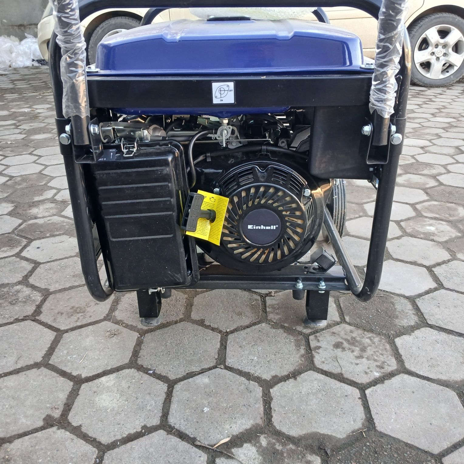 Новый Генератор электроэнергии бензиновый Einhell Blue BT-PG 4000