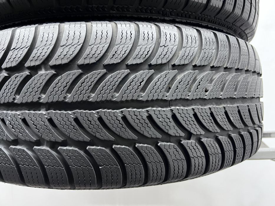 2шт зима 205/60/R15 Sava Eskimo S3