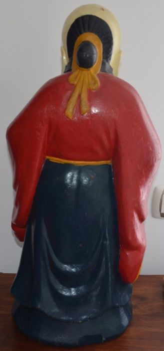 Estatueta “Velho Chinês” - Madeira Maciça de Elevada Qualidade