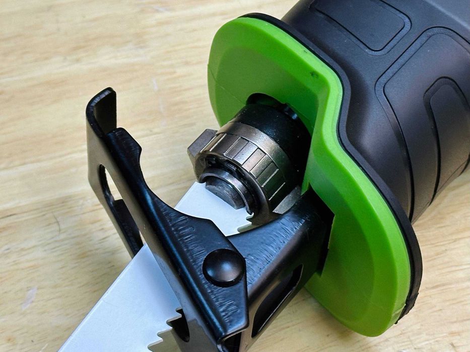 Шабельна Пила Procraft (Тушка) Безщіткова, з Регулюванням + Полотна