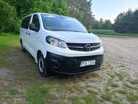 Opel Vivaro Opel Vivaro 86 tyś NETTO Vat 23 % Zafira Traweler LONG 9 Osób
