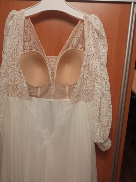 Przepiękna suknia ślubna