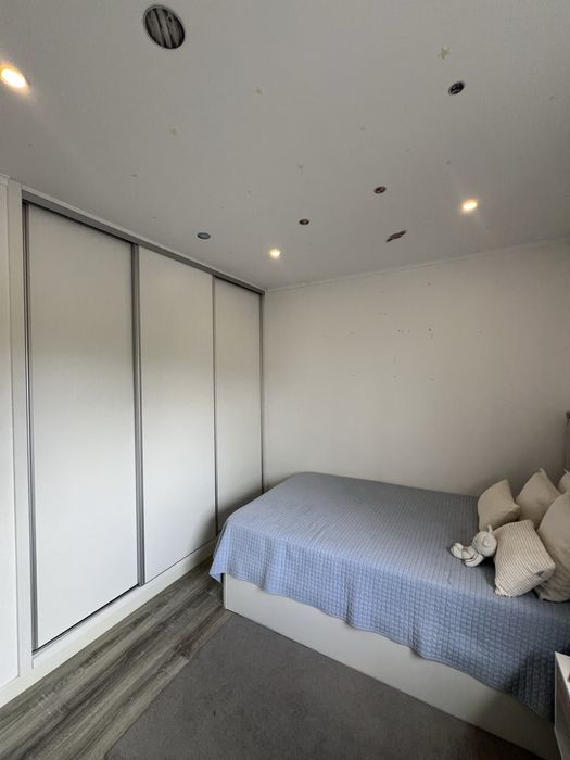 Alugo apartamento t3 Sobreda! Entrada em novembro. 2 rendas e 1 caução