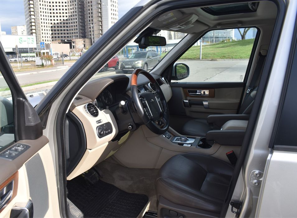 Land Rover Discovery 4 покоління 2015