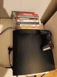PlayStation 3 PS3 + 1 kontroler + gry (bordelands fifa10 assassin gta4