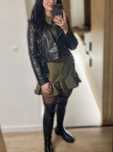 Sukienk koszulowa khaki rajstopy PrettyLittleThing