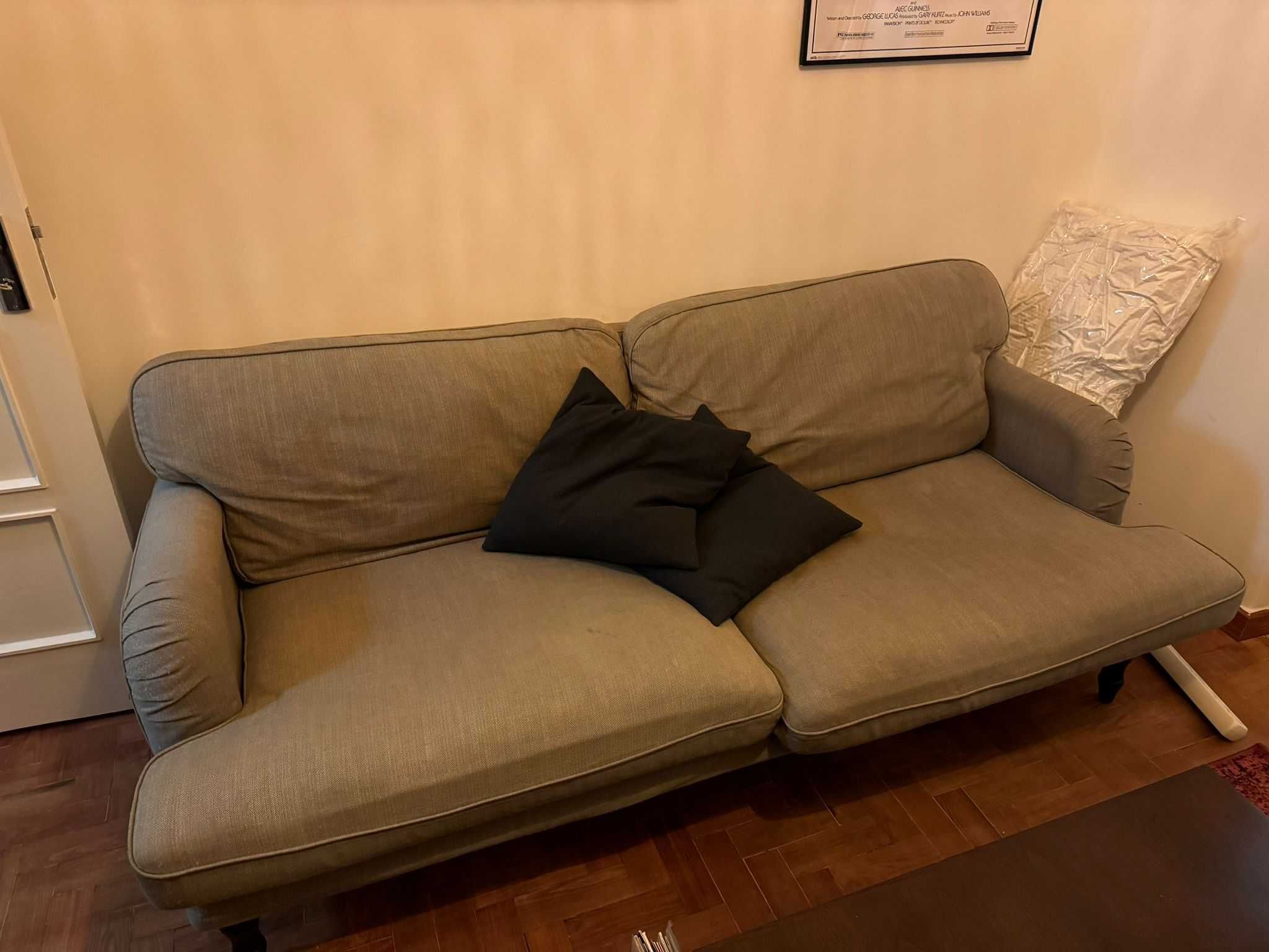 Sofá de 3 lugares IKEA
