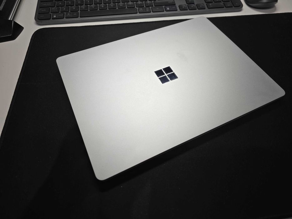 Microsoft Surface Laptop Go i5/8/256 12.4"
