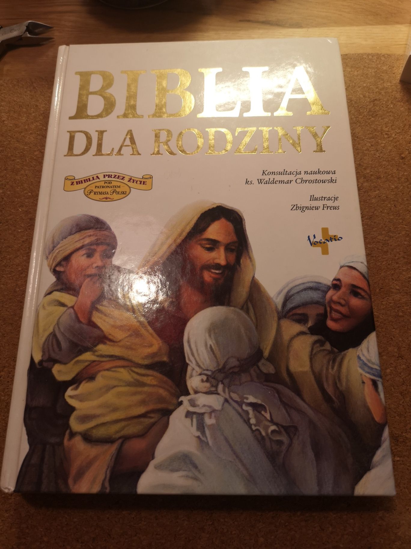Prezent I komunia Biblia dla rodziny Imprimatur Kurii Warszawskiej2004