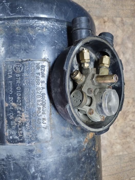 Баллон газовый . ГБО .