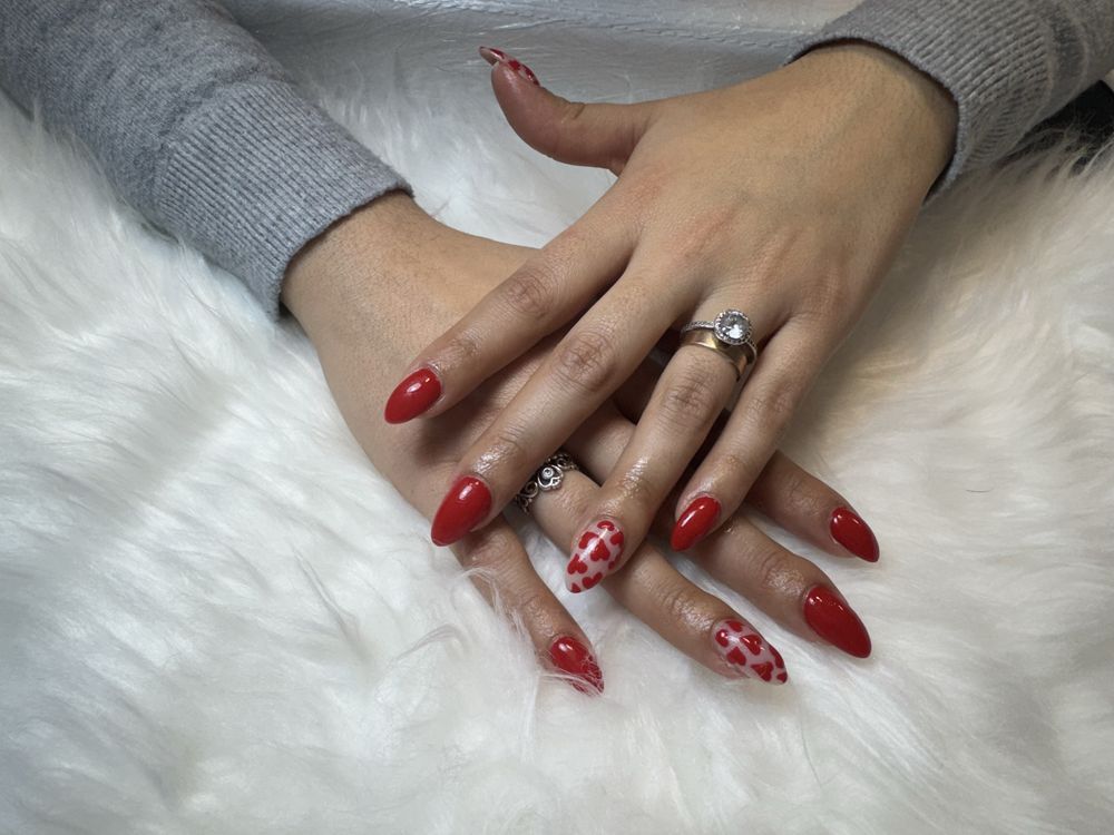 Unhas de gel manutencao 13€