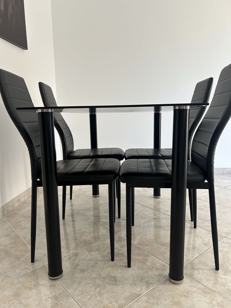 Mesa de jantar + cadeiras