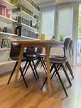 Drewniany stół IKEA z kolekcji limitowanej