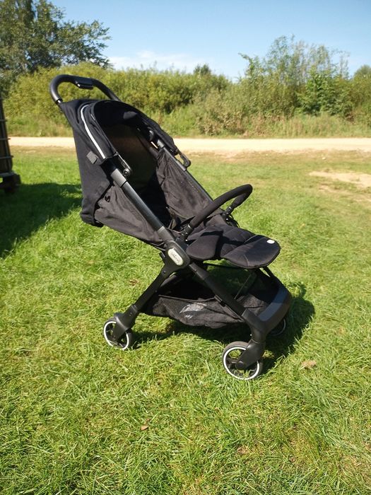 Sprzedam Wózek spacerowy lekki Chicco