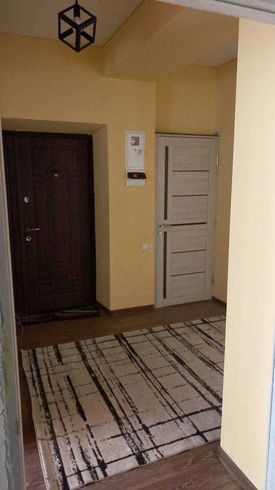 Продається 3-кімнатна квартира по вул Пілотська – зручний  район