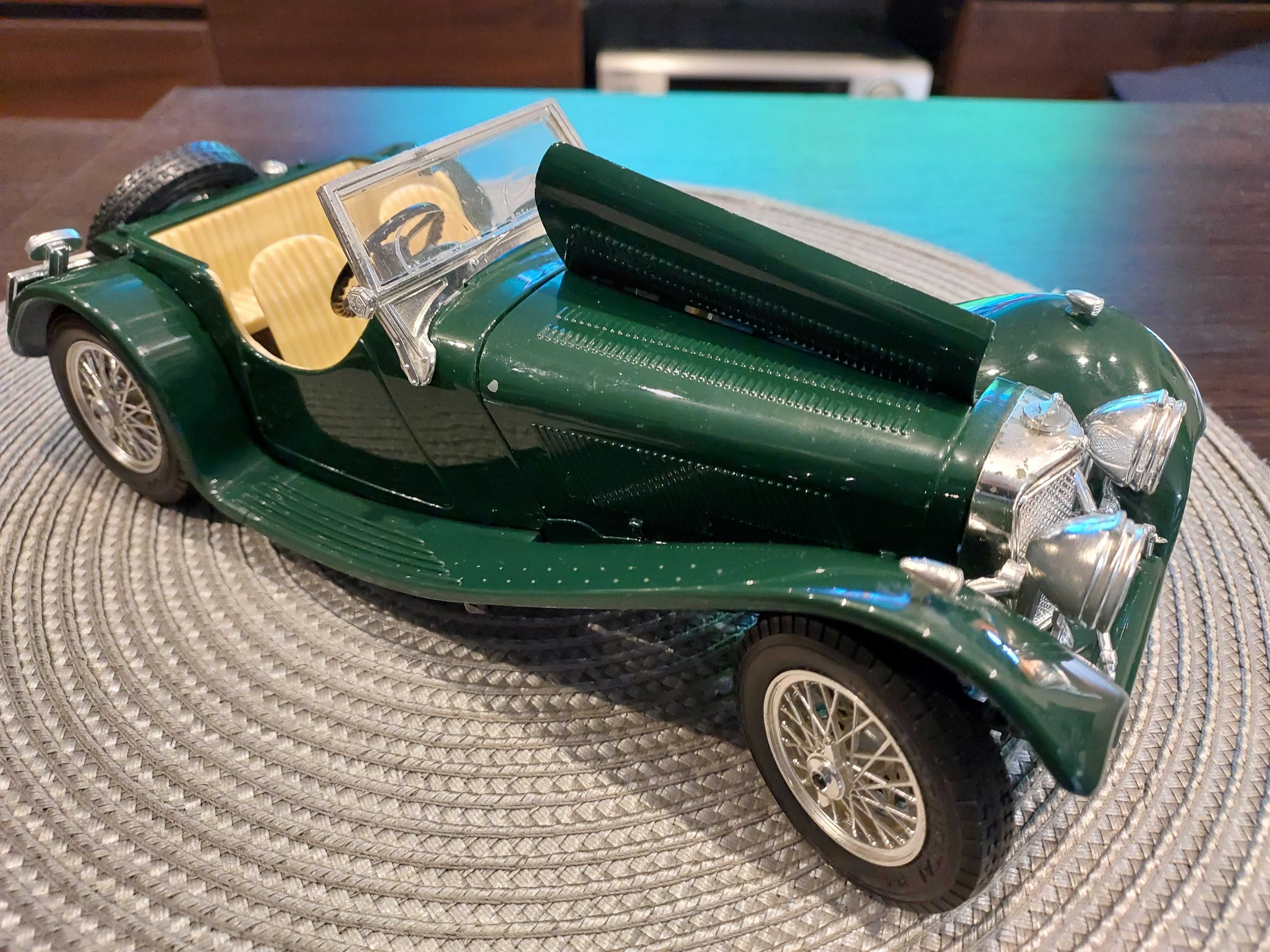 Jaguar SS 100 1/18 Bburago