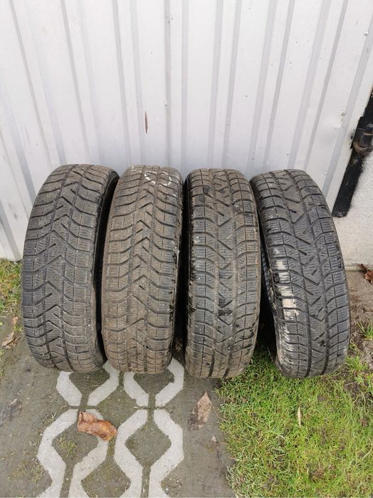 Opony zimowe Pirelli 175/65/15