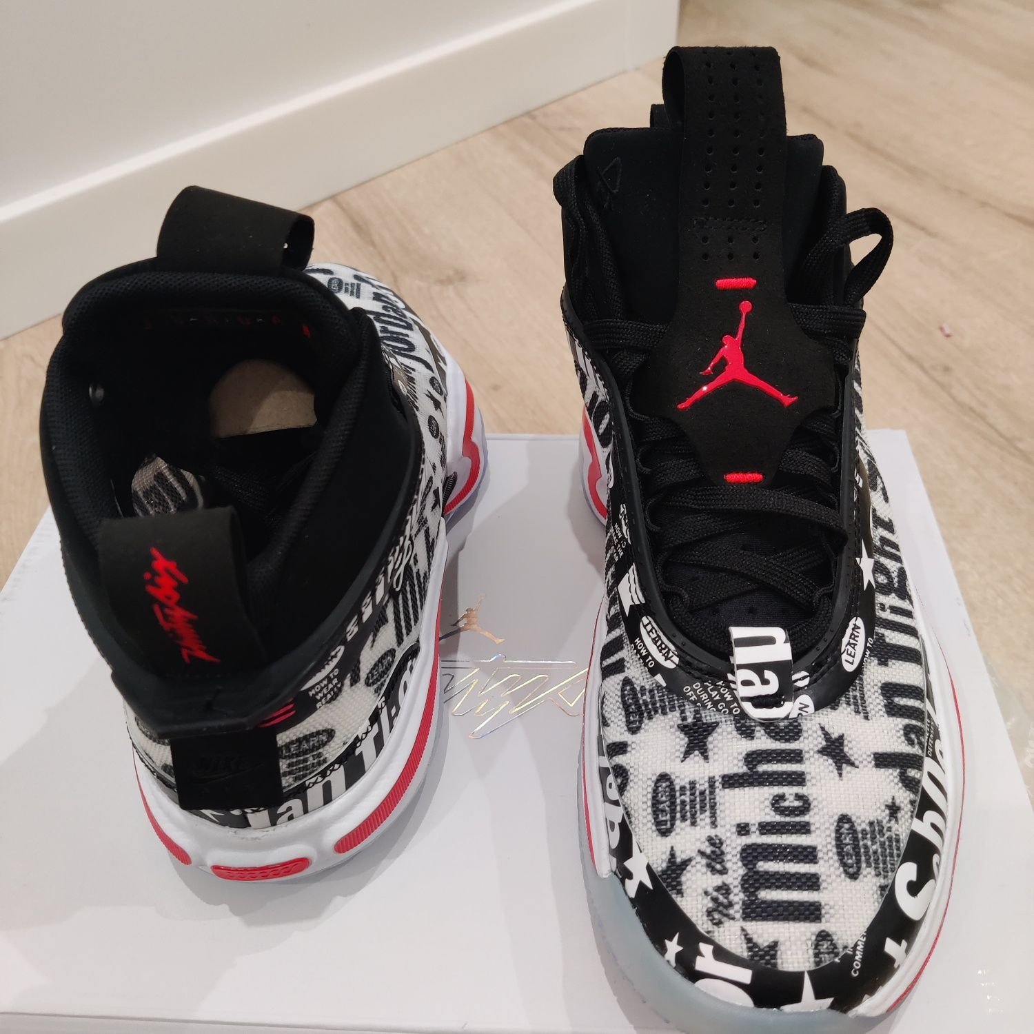 Nike Air Jordan XXXVI (36)fight school rozmiar 41 26cm