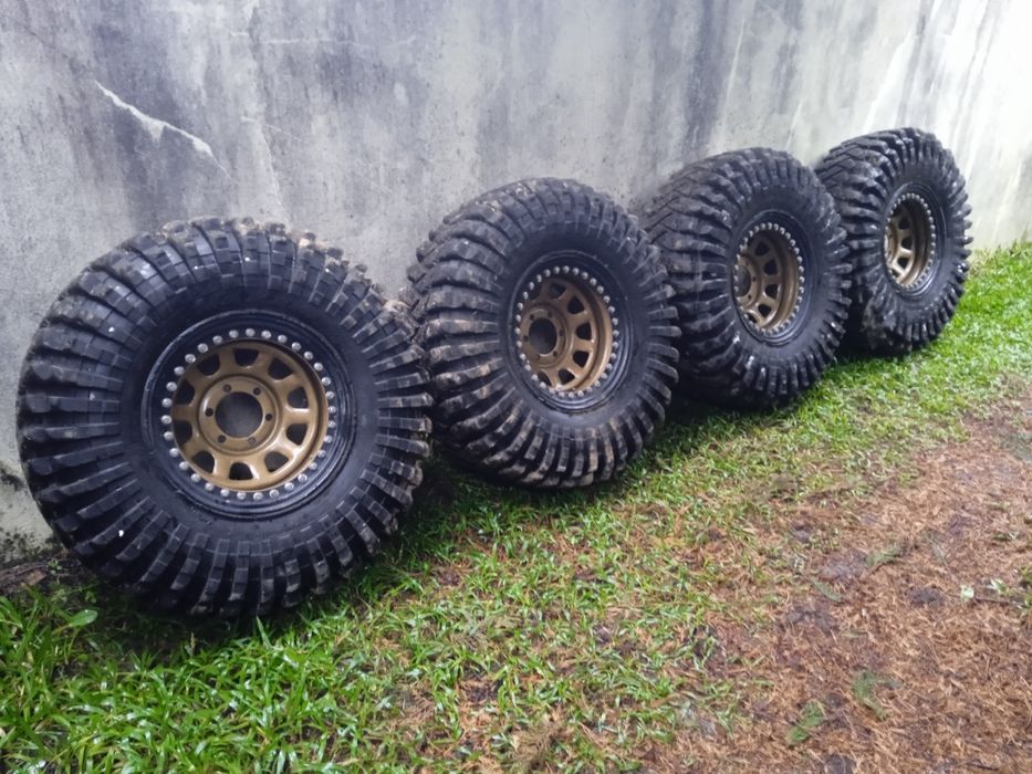 Maxxis Trepador 37 com jantes