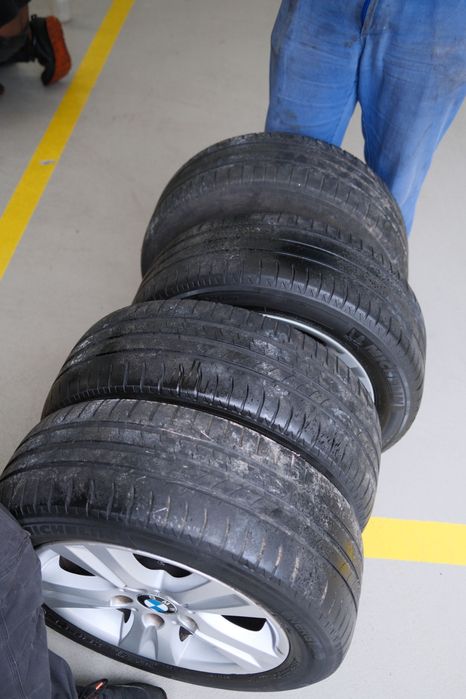 Jantes originais BMW 16" c/ pneus Michelin