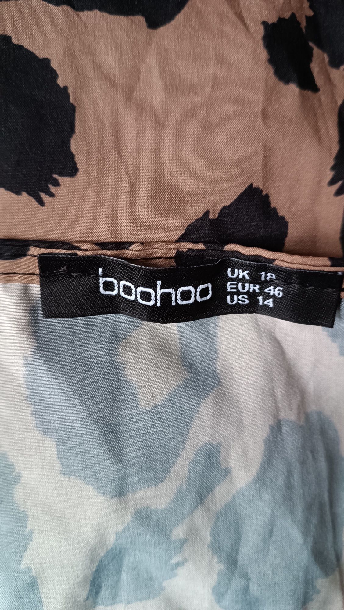 Крутезне плаття Boohoo